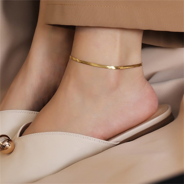 Nanna - Gold Herringbone Anklet