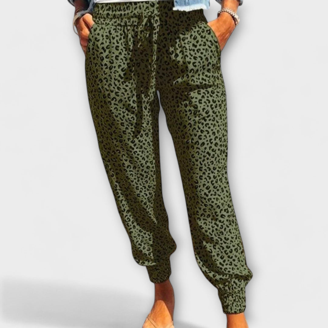 Harper | Wide leg pants with leopard print