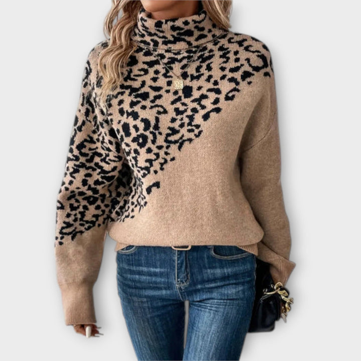 Erin | Sweater with leopard print pattern